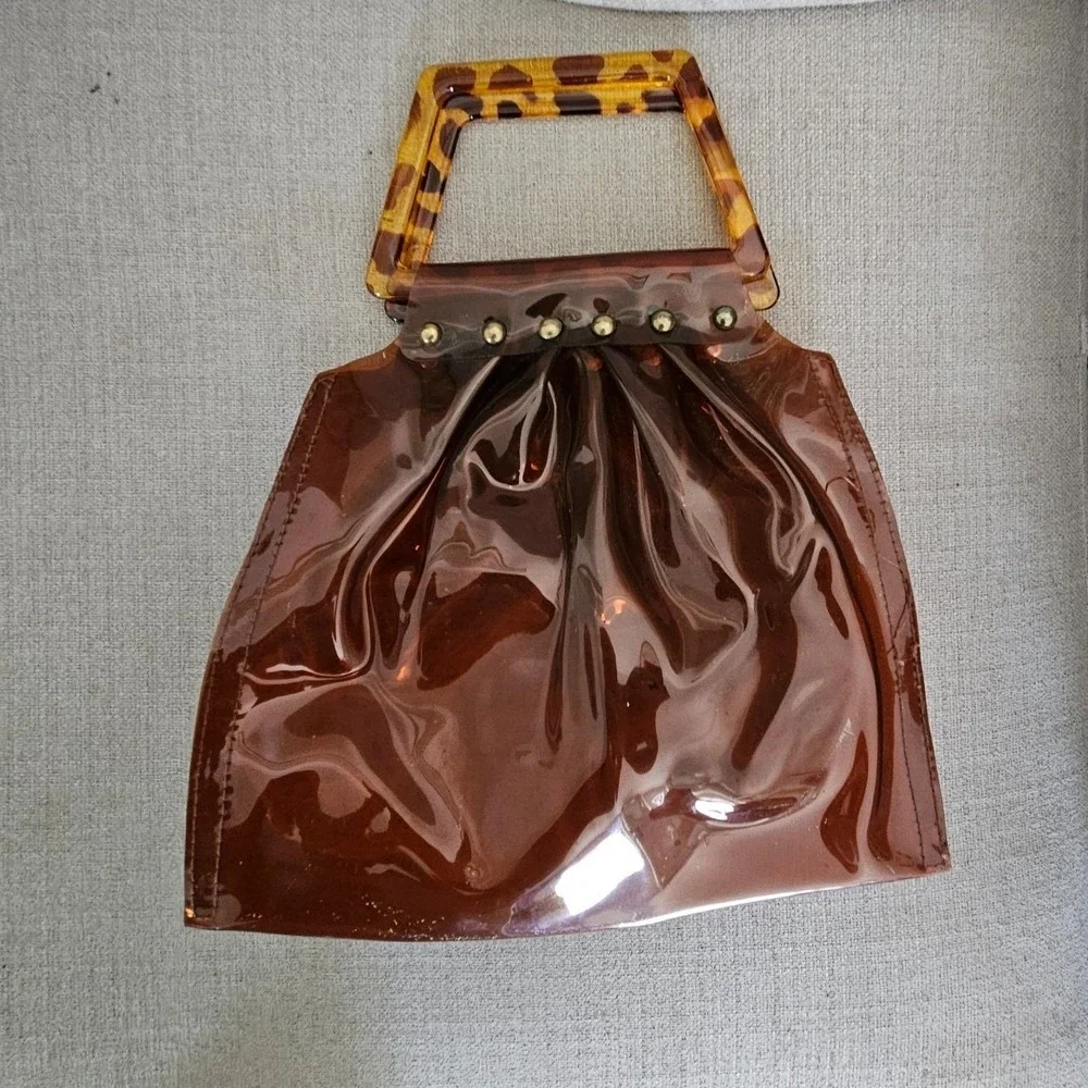 The Unbranded Brand clutch purse